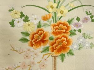 アンティーク　プラチナ引箔　花瓶模様刺繍名古屋帯